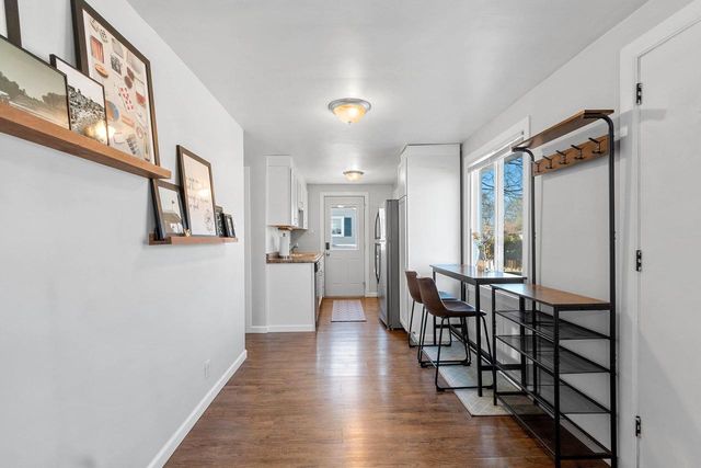 831 SUNNY LANE, Green Bay, WI 54304