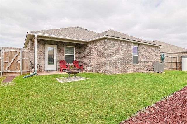 9812 Saddle Drive, Yukon, OK 73099