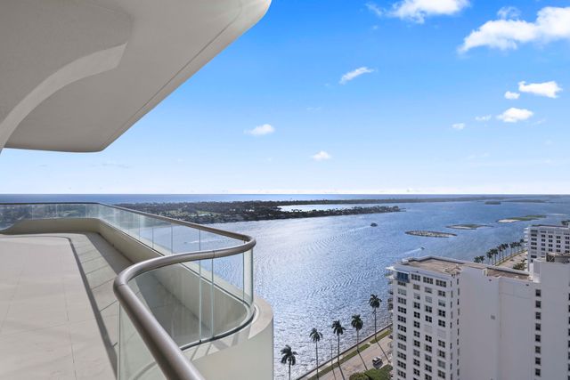 200 Arkona Court 2203, West Palm Beach, FL 33401