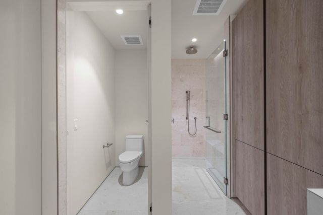 200 Arkona Court 2203, West Palm Beach, FL 33401