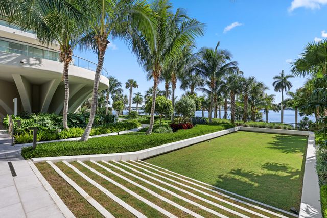 200 Arkona Court 2203, West Palm Beach, FL 33401