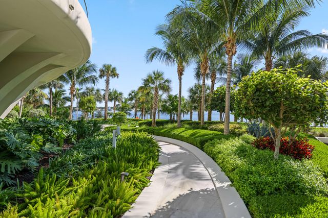 200 Arkona Court 2203, West Palm Beach, FL 33401