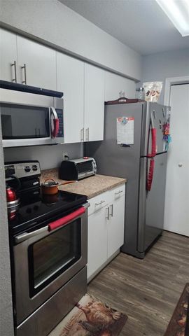 927 Riverside Drive 326, Coral Springs, FL 33071