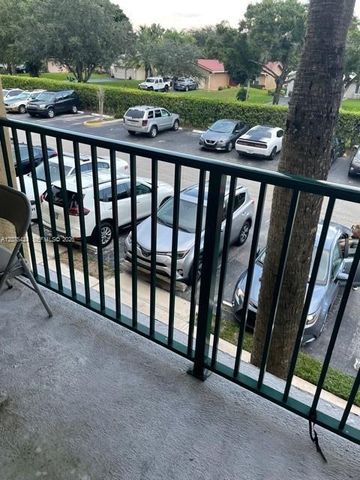 927 Riverside Drive 326, Coral Springs, FL 33071