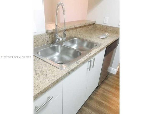 927 Riverside Drive 326, Coral Springs, FL 33071