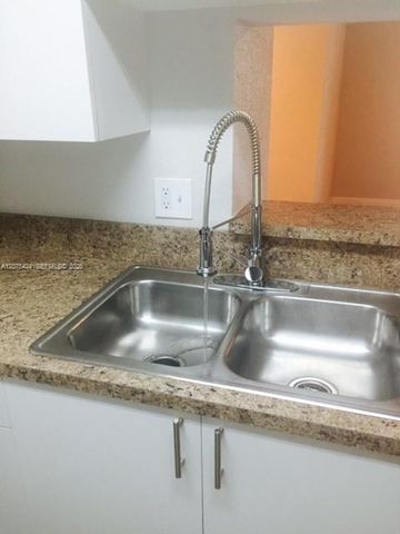927 Riverside Drive 326, Coral Springs, FL 33071