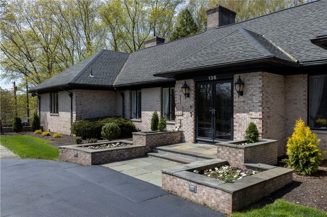 136 White Birch Circle, Scituate, RI 02831