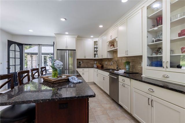 136 White Birch Circle, Scituate, RI 02831