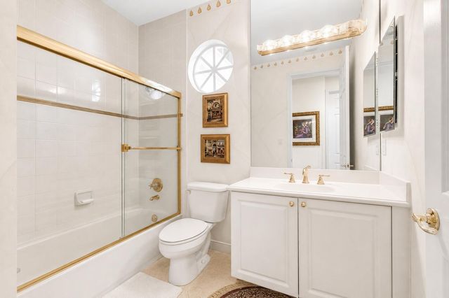 6850 Fiji Circle, Boynton Beach, FL 33437