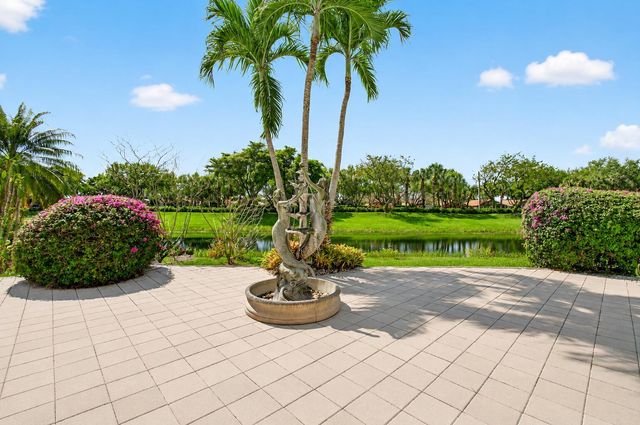 6850 Fiji Circle, Boynton Beach, FL 33437