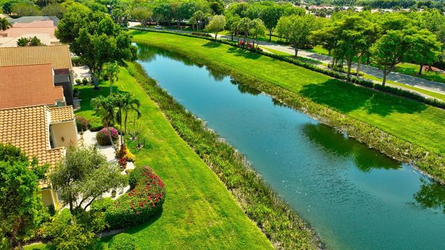 6850 Fiji Circle, Boynton Beach, FL 33437