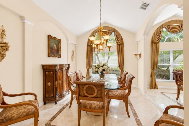 6850 Fiji Circle, Boynton Beach, FL 33437