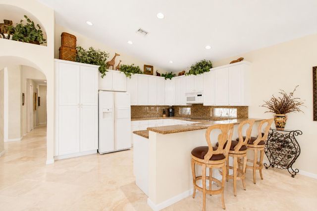 6850 Fiji Circle, Boynton Beach, FL 33437