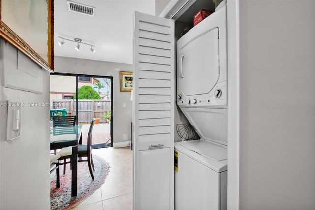 5914 SW 133rd Ct, Miami, FL 33183