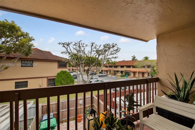 5914 SW 133rd Ct, Miami, FL 33183