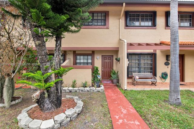 5914 SW 133rd Ct, Miami, FL 33183