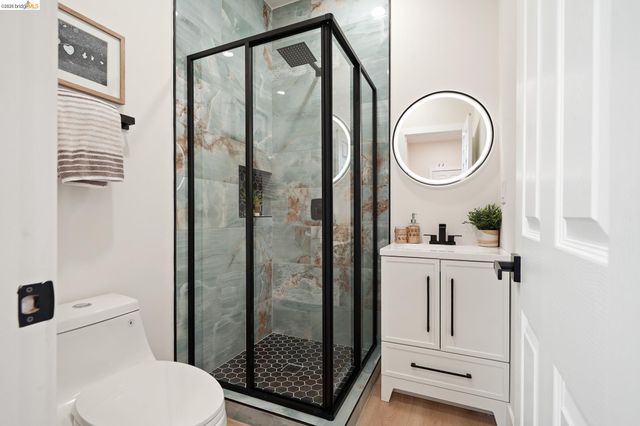 760 53Rd St, Oakland, CA 94609