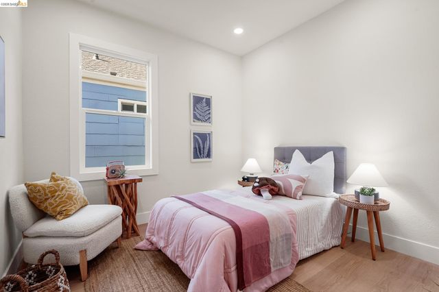 760 53Rd St, Oakland, CA 94609