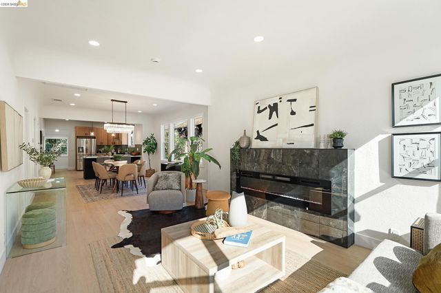 760 53Rd St, Oakland, CA 94609