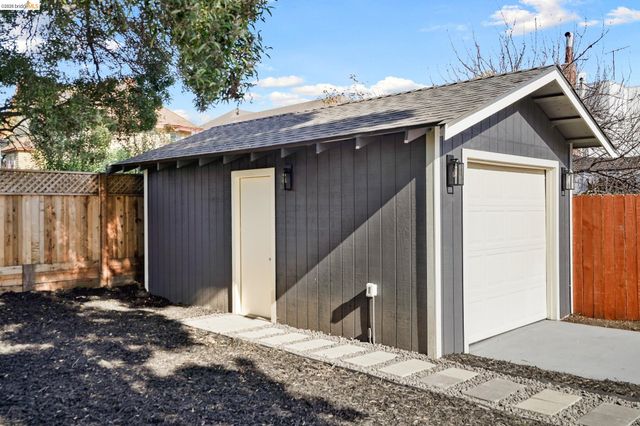 760 53Rd St, Oakland, CA 94609