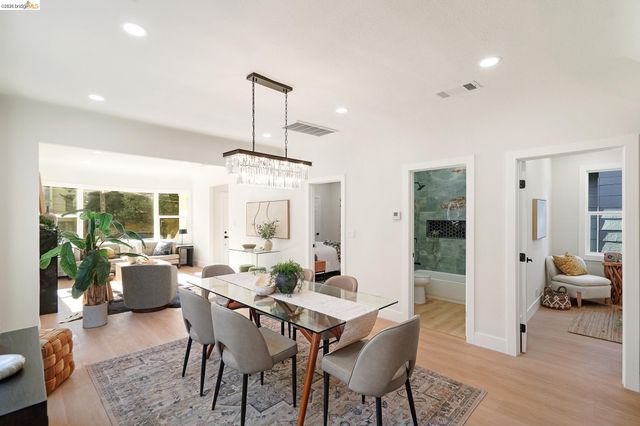 760 53Rd St, Oakland, CA 94609