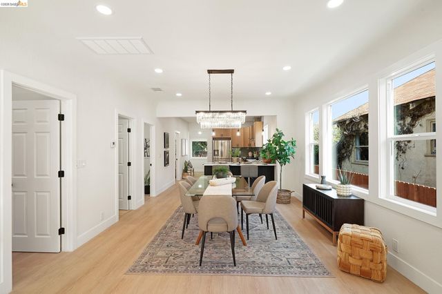 760 53Rd St, Oakland, CA 94609