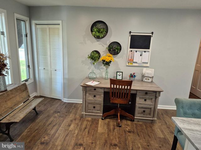 418 CHESTNUT ST, Delran, NJ 08075