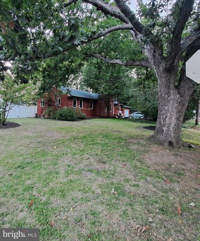 418 CHESTNUT ST, Delran, NJ 08075