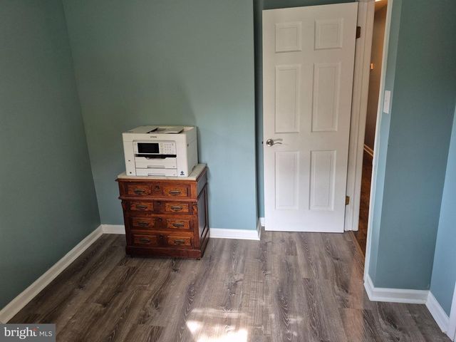 418 CHESTNUT ST, Delran, NJ 08075