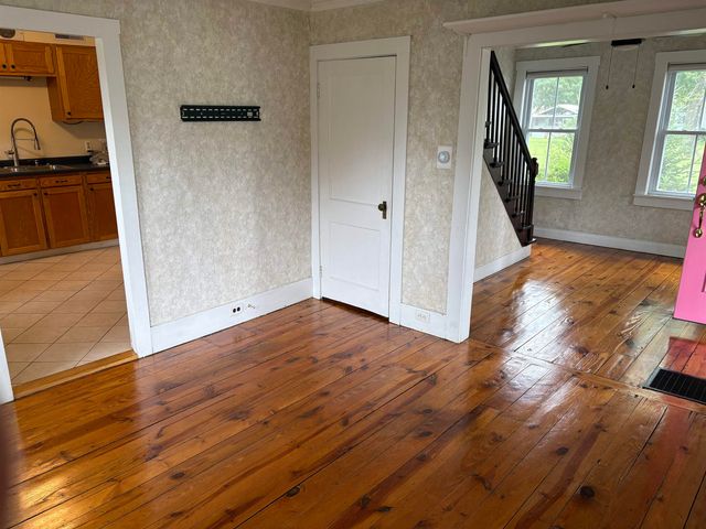 89 Arlington Avenue, Keene, NH 03431