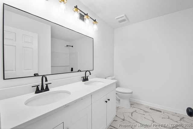 5943 Rehoboth Road, Hope Mills, NC 28348