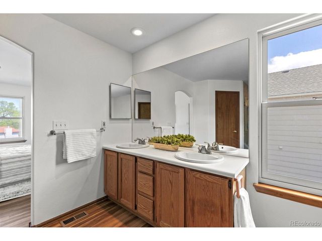 10376 Owens St, Broomfield, CO 80021