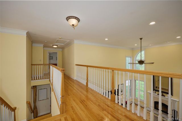 28 Heritage Court, Tuxedo Park, NY 10987