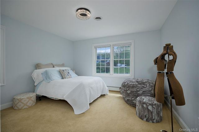28 Heritage Court, Tuxedo Park, NY 10987