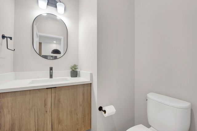 944 Beloit Avenue 4, Forest Park, IL 60130