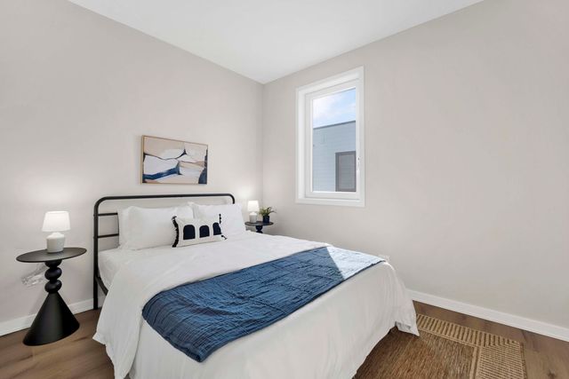 944 Beloit Avenue 4, Forest Park, IL 60130