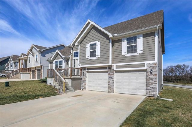 721 Shane Lane, Belton, MO 64012