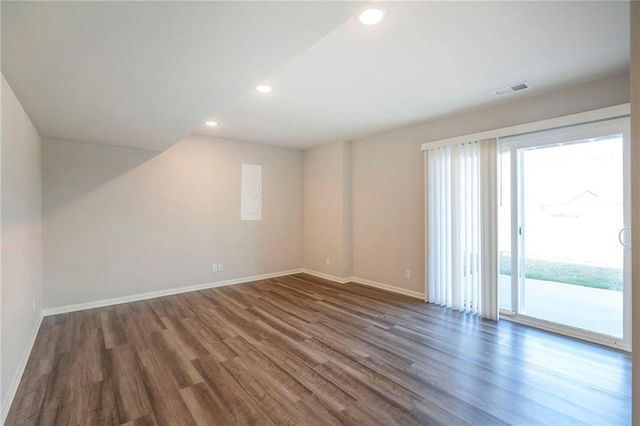 721 Shane Lane, Belton, MO 64012