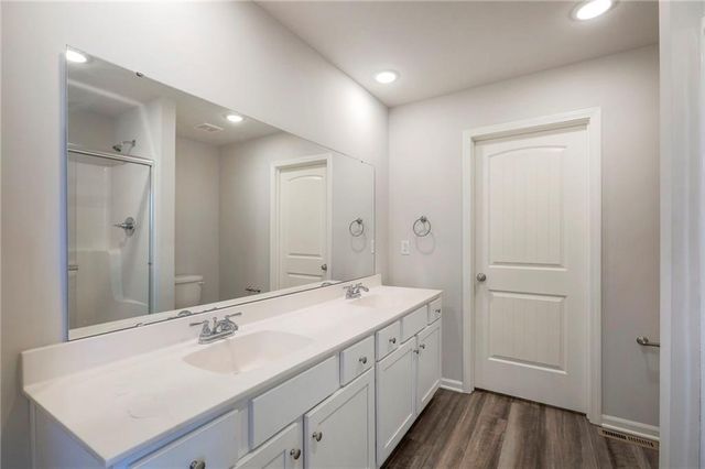 721 Shane Lane, Belton, MO 64012