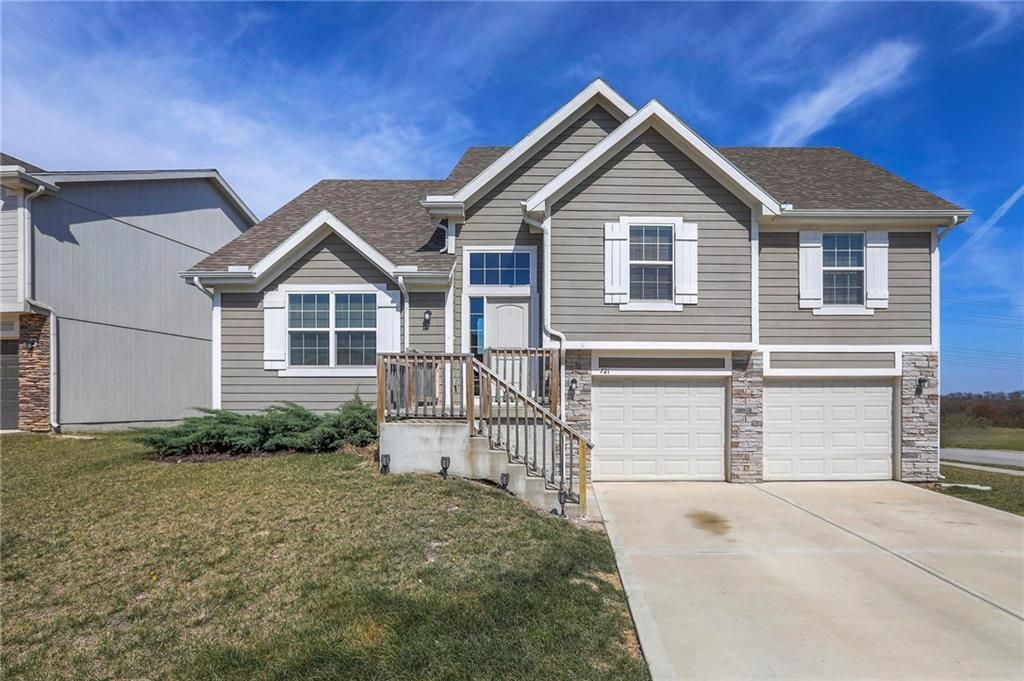 721 Shane Lane, Belton, MO 64012