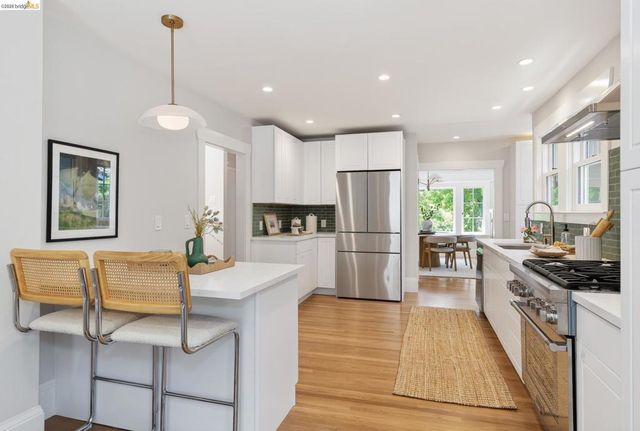 223 Park View Ave, Piedmont, CA 94610