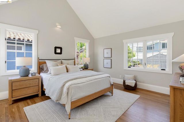 223 Park View Ave, Piedmont, CA 94610