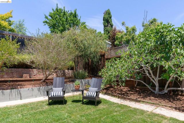 223 Park View Ave, Piedmont, CA 94610