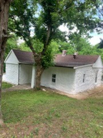 418 Market St, Clarksville, TN 37042