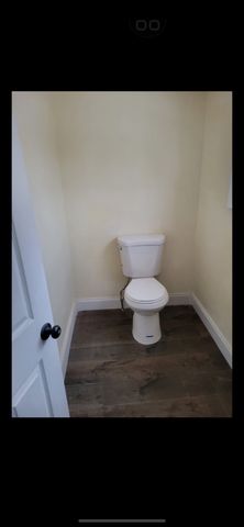 418 Market St, Clarksville, TN 37042