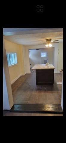 418 Market St, Clarksville, TN 37042