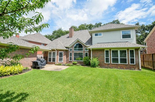 3815 Meadow Spring Drive, Sugar Land, TX 77479