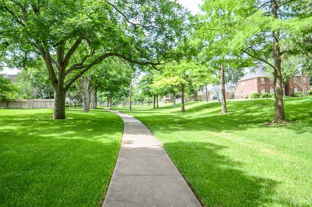 3815 Meadow Spring Drive, Sugar Land, TX 77479
