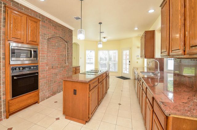 3815 Meadow Spring Drive, Sugar Land, TX 77479