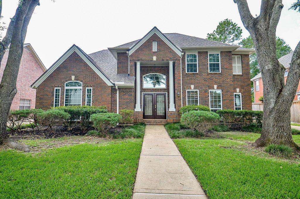 3815 Meadow Spring Drive, Sugar Land, TX 77479